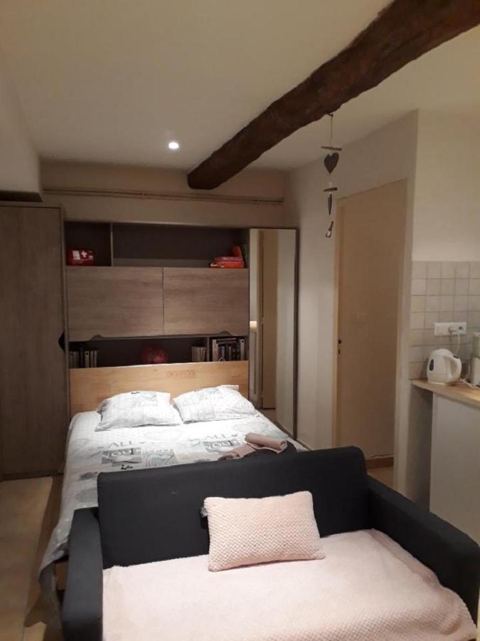 Appartement Les Capena 2 à Collobrières Extérieur photo